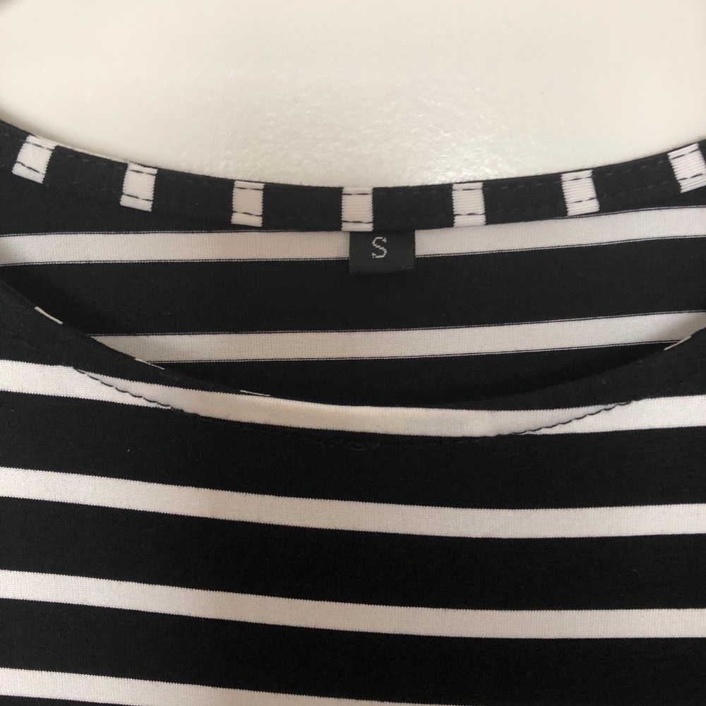 Striped dress - Picture 3 of 3